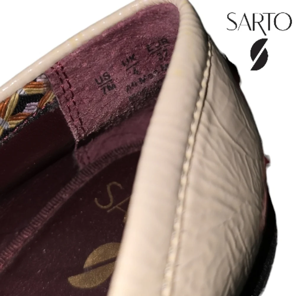 SARTO (FRANCO) Women's Tassel Loafers Putty (Cream) Black Chunky Heel Size 7M